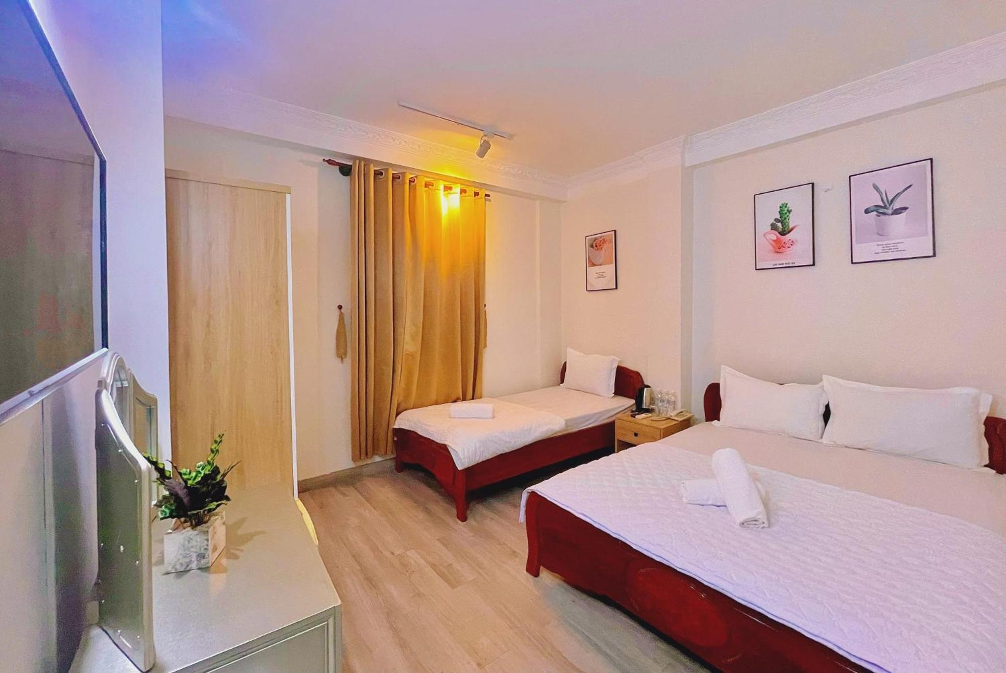 Anh Thien Sai Gon Central Hotel - District 1 Хошимин Экстерьер фото